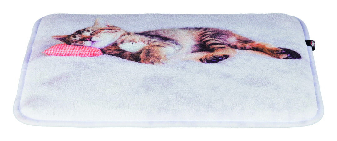 Nani lying mat