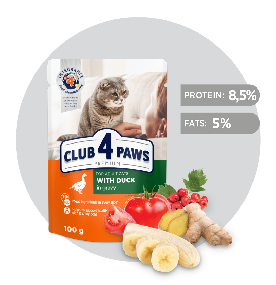 CLUB 4 PAWS Premium Pouches with duck in gravy