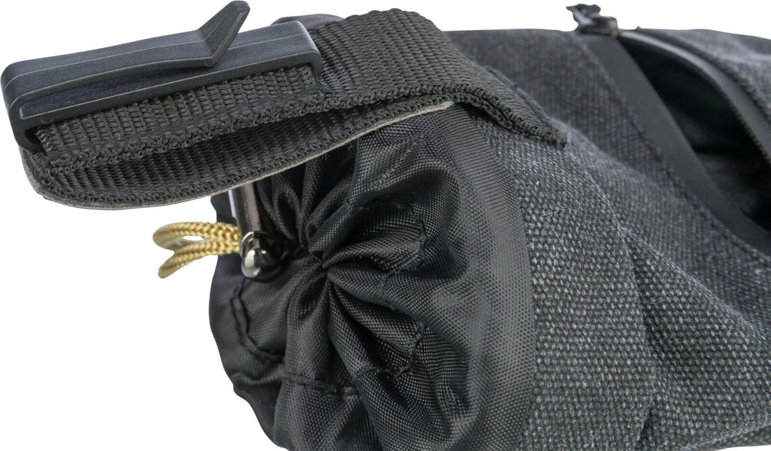 32292 BE NORDIC snack bag, -· 10 - 14 cm, black