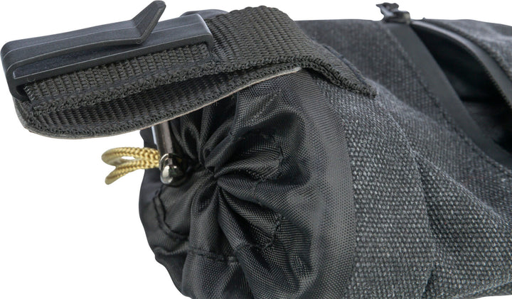 32292 BE NORDIC snack bag, -· 10 - 14 cm, black