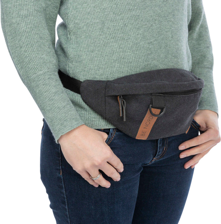 28860 BE NORDIC sling bag, pocket: 24 - 11 - 8 cm, belt: 50-165 cm, black