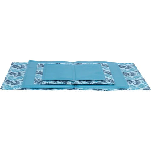 Cooling mat with leaf print,  light blue